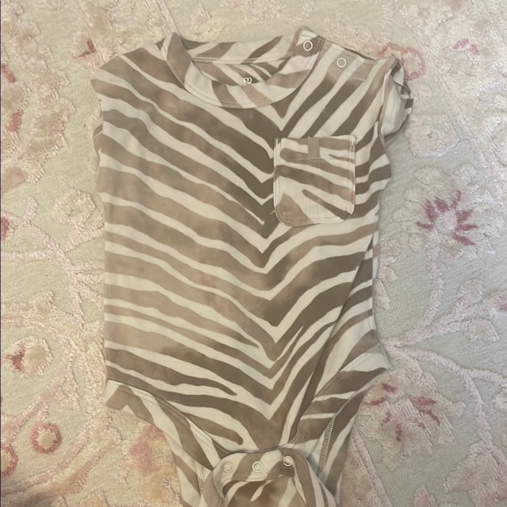 NWOT Zebra Print Onesie 6-12 month girl 100% supima cotton
